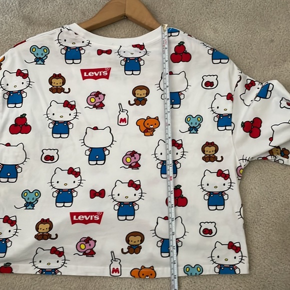 Levi’s cropped woman’s short sleeve tee shirt - Sanrio Hello Kitty - Picture 11 of 12
